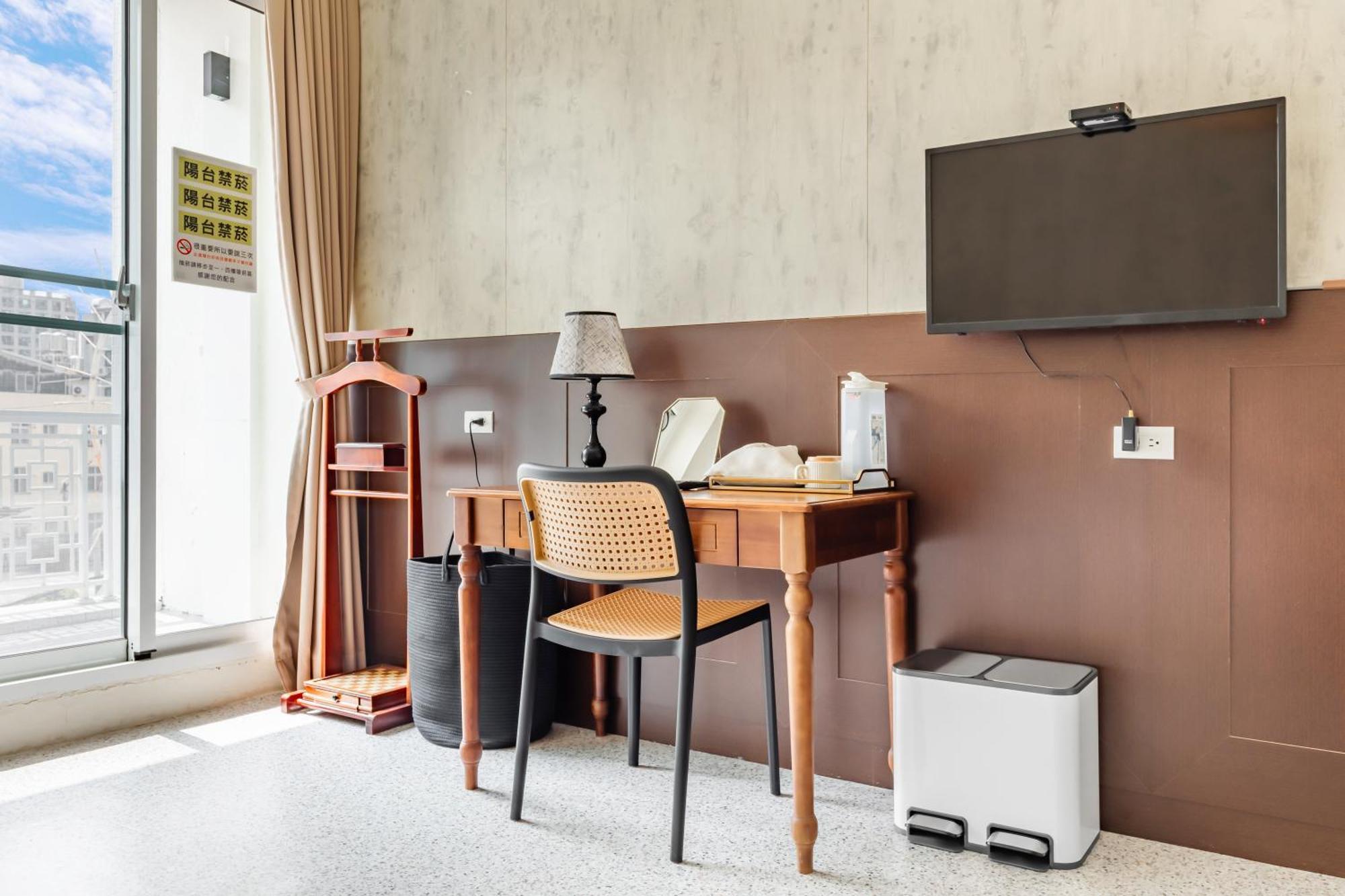 Hotel 32小巷弄 à Tainan Extérieur photo