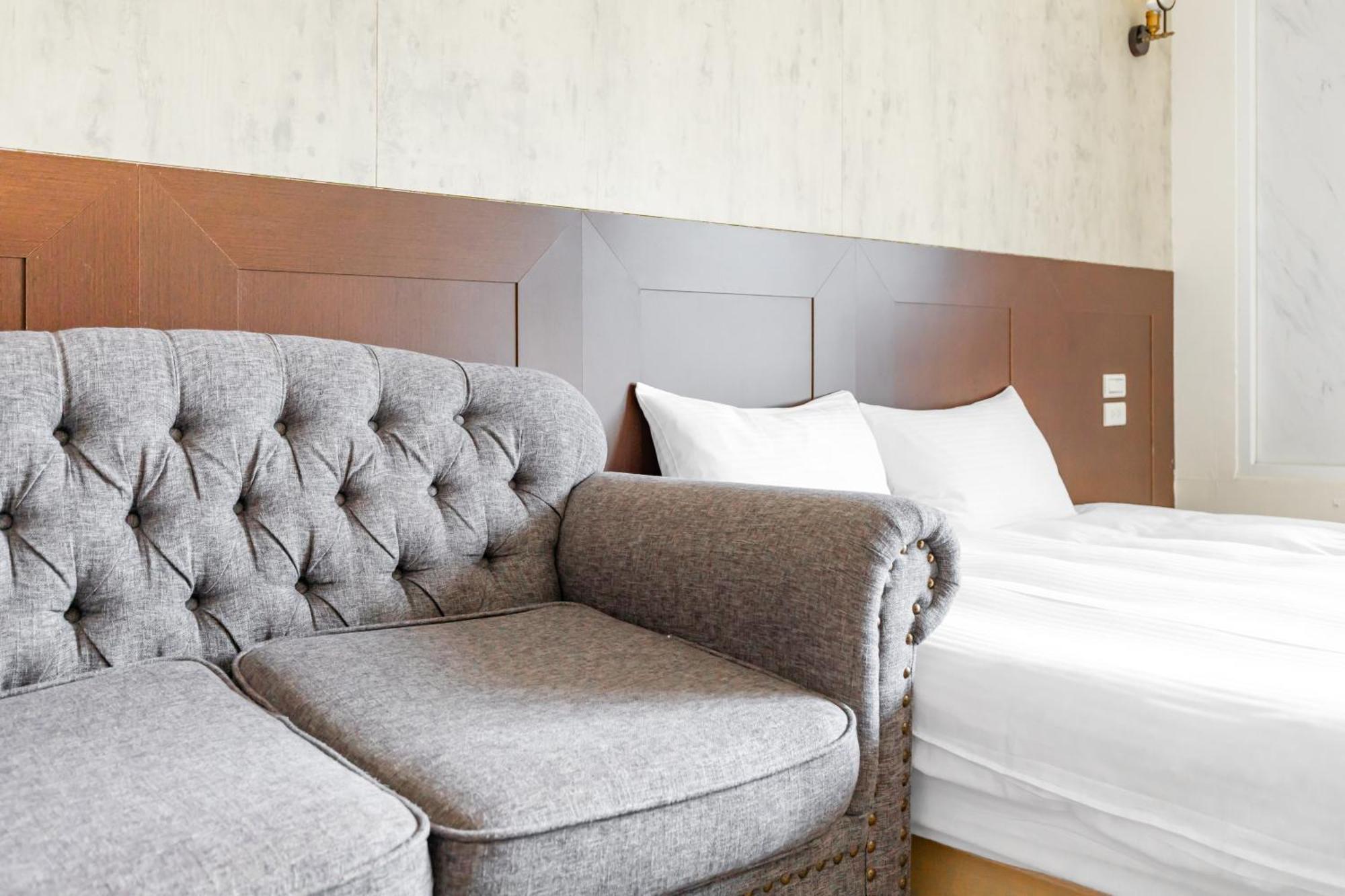 Hotel 32小巷弄 à Tainan Extérieur photo