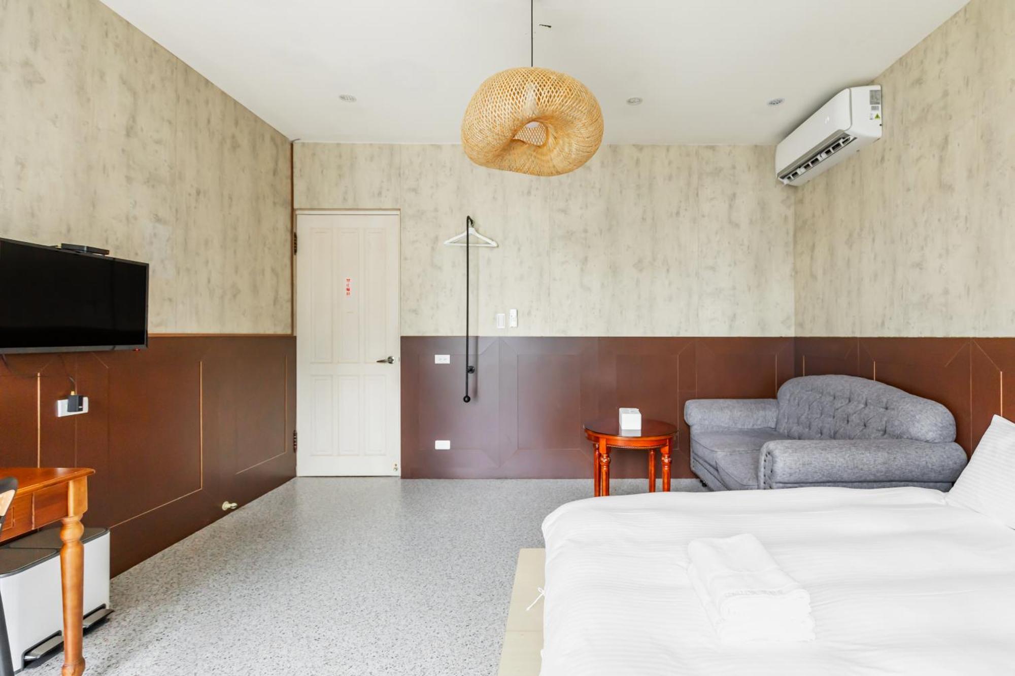 Hotel 32小巷弄 à Tainan Extérieur photo