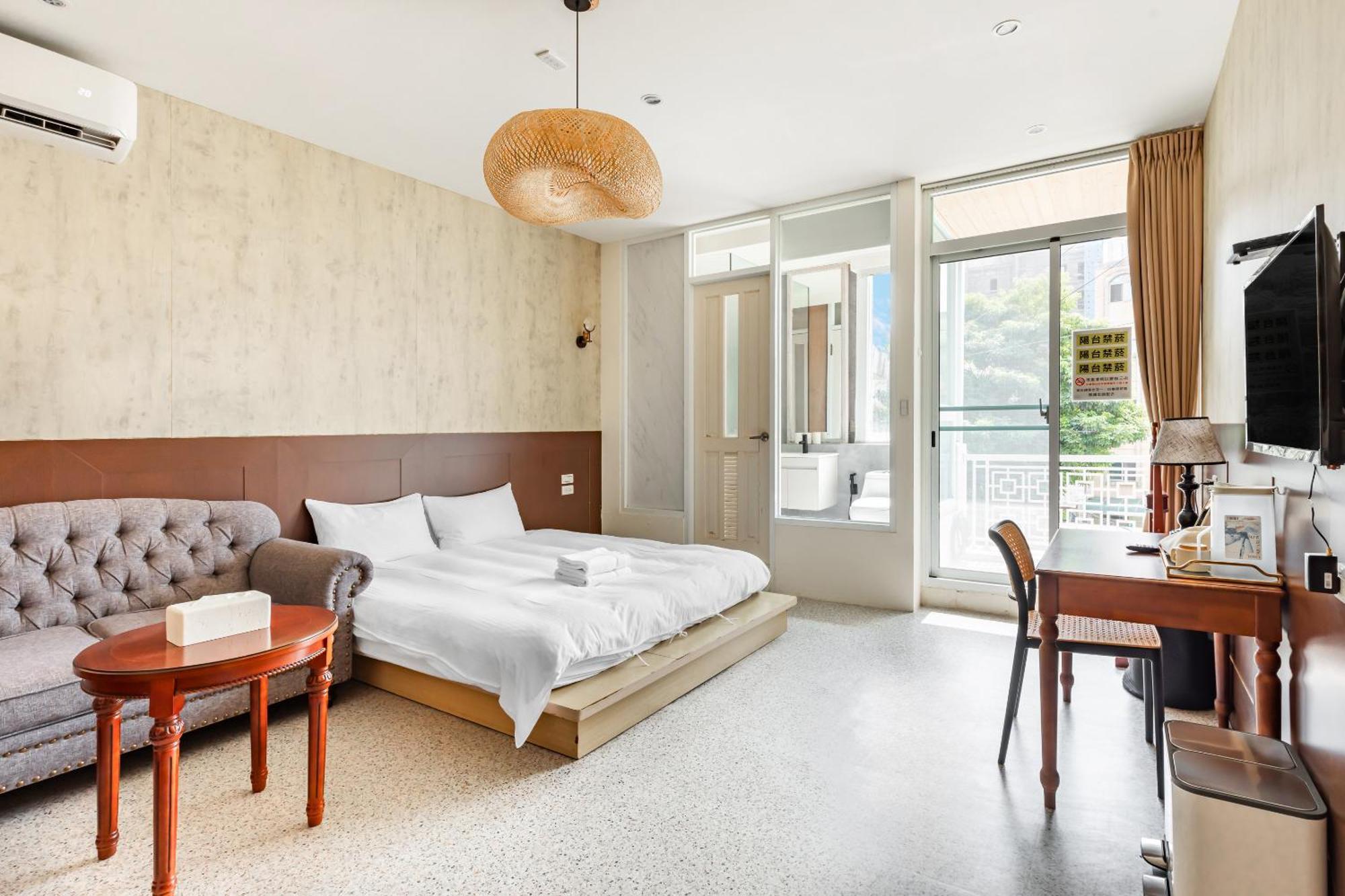 Hotel 32小巷弄 à Tainan Extérieur photo
