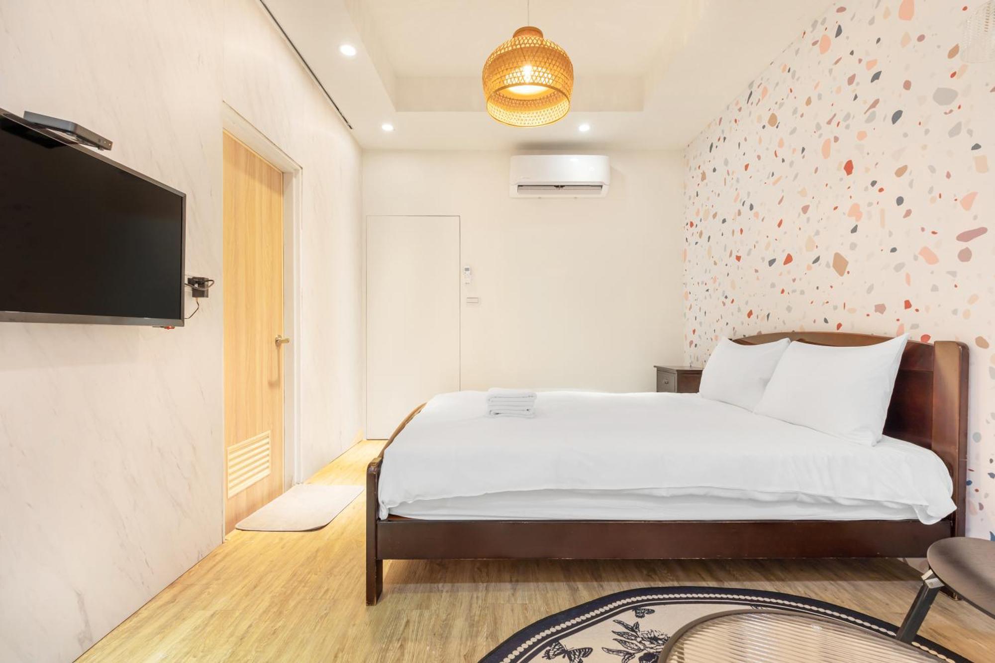 Hotel 32小巷弄 à Tainan Extérieur photo