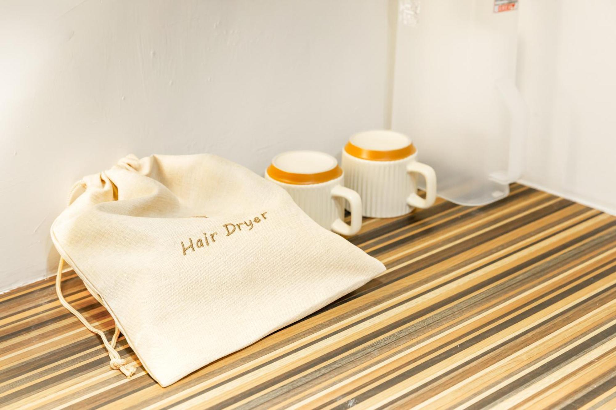 Hotel 32小巷弄 à Tainan Extérieur photo
