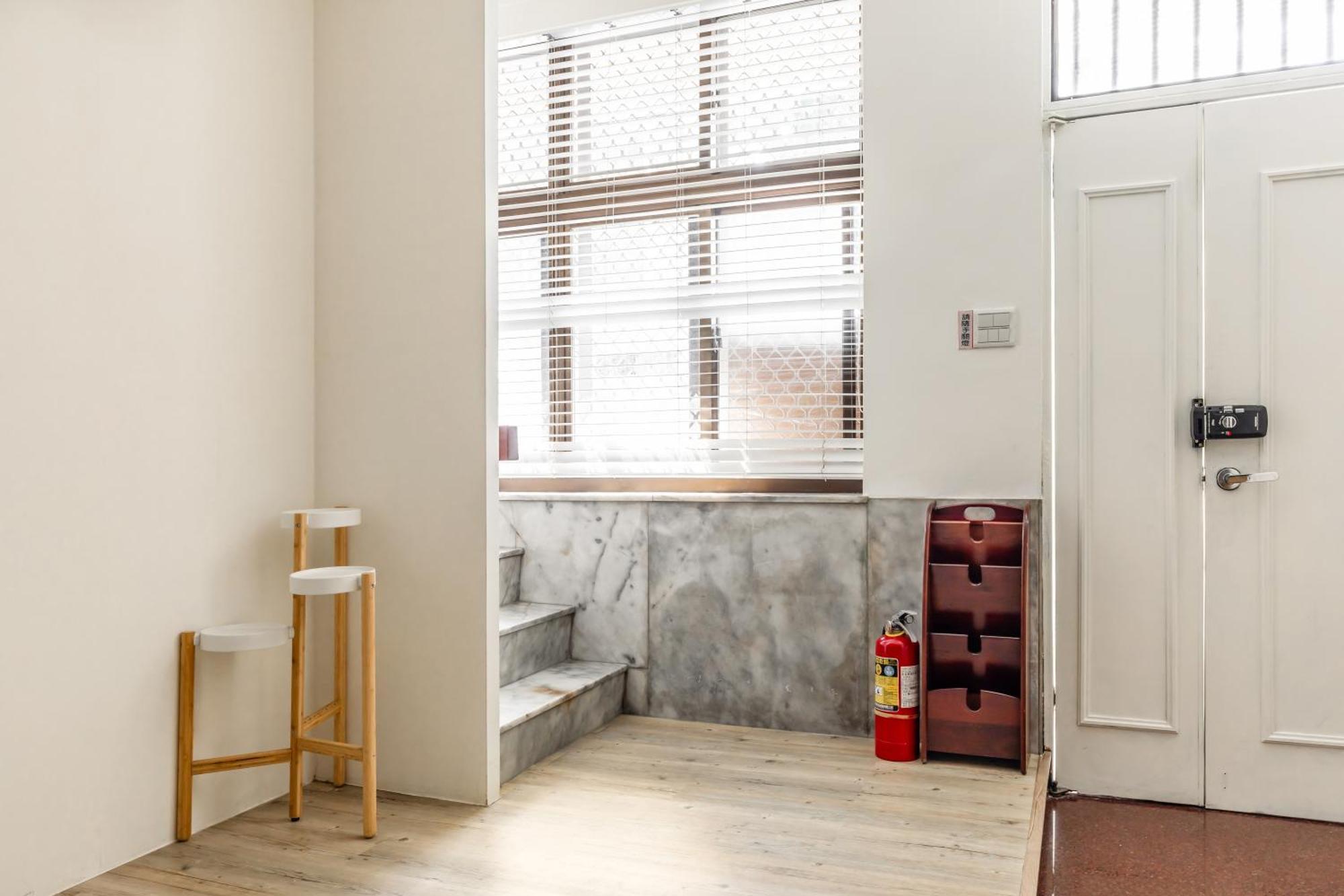 Hotel 32小巷弄 à Tainan Extérieur photo