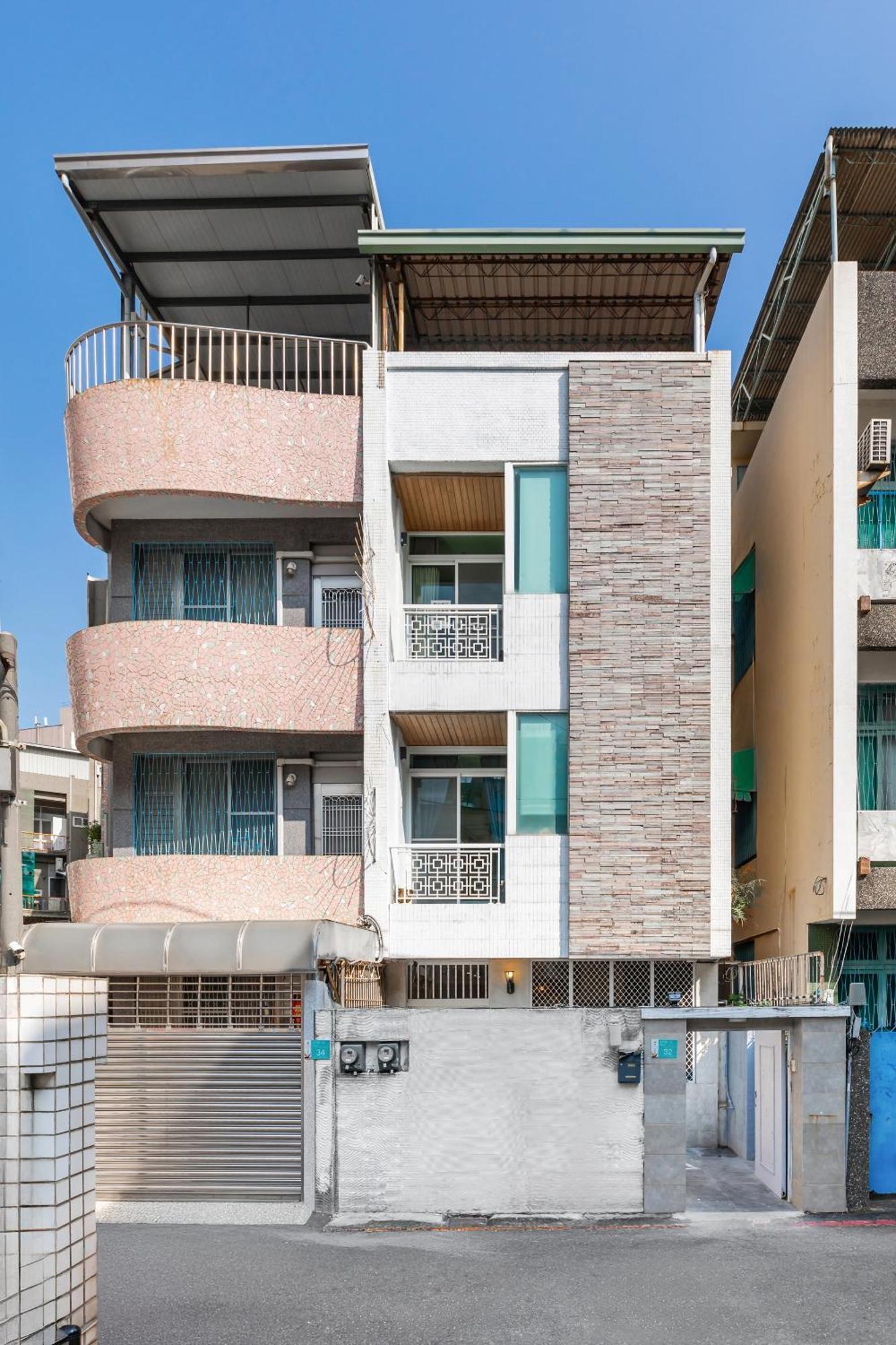 Hotel 32小巷弄 à Tainan Extérieur photo